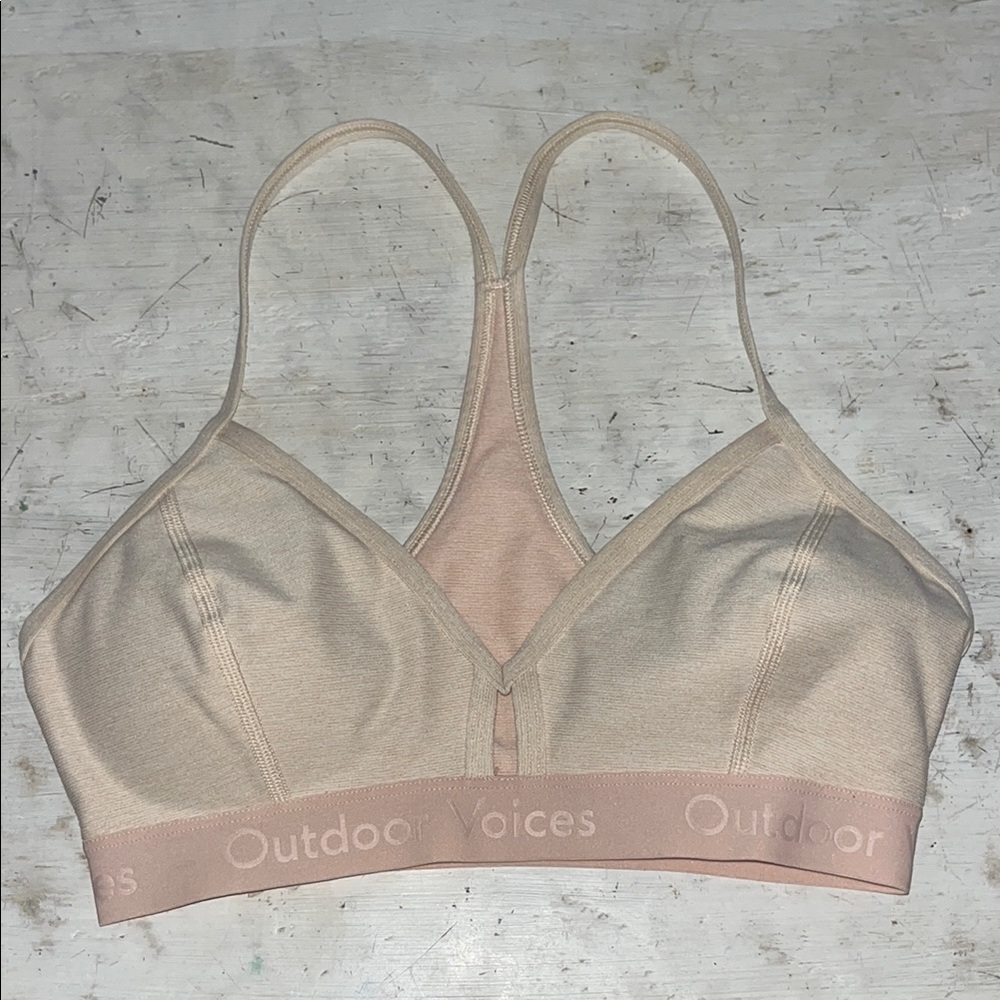 Outdoor Voices Steeplechase Sports Bra Light
Pink | size XS